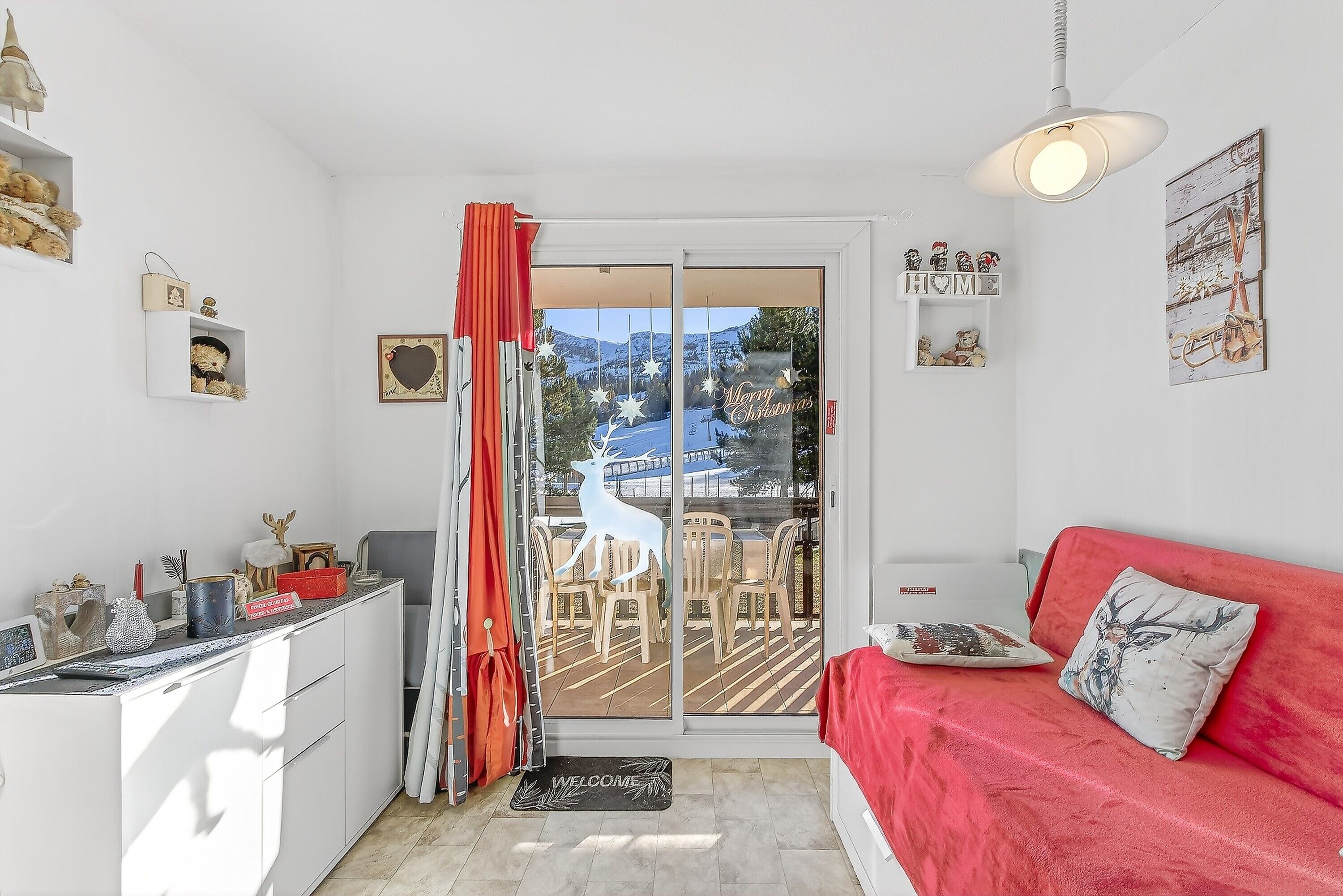 Télévision, table de tennis de table