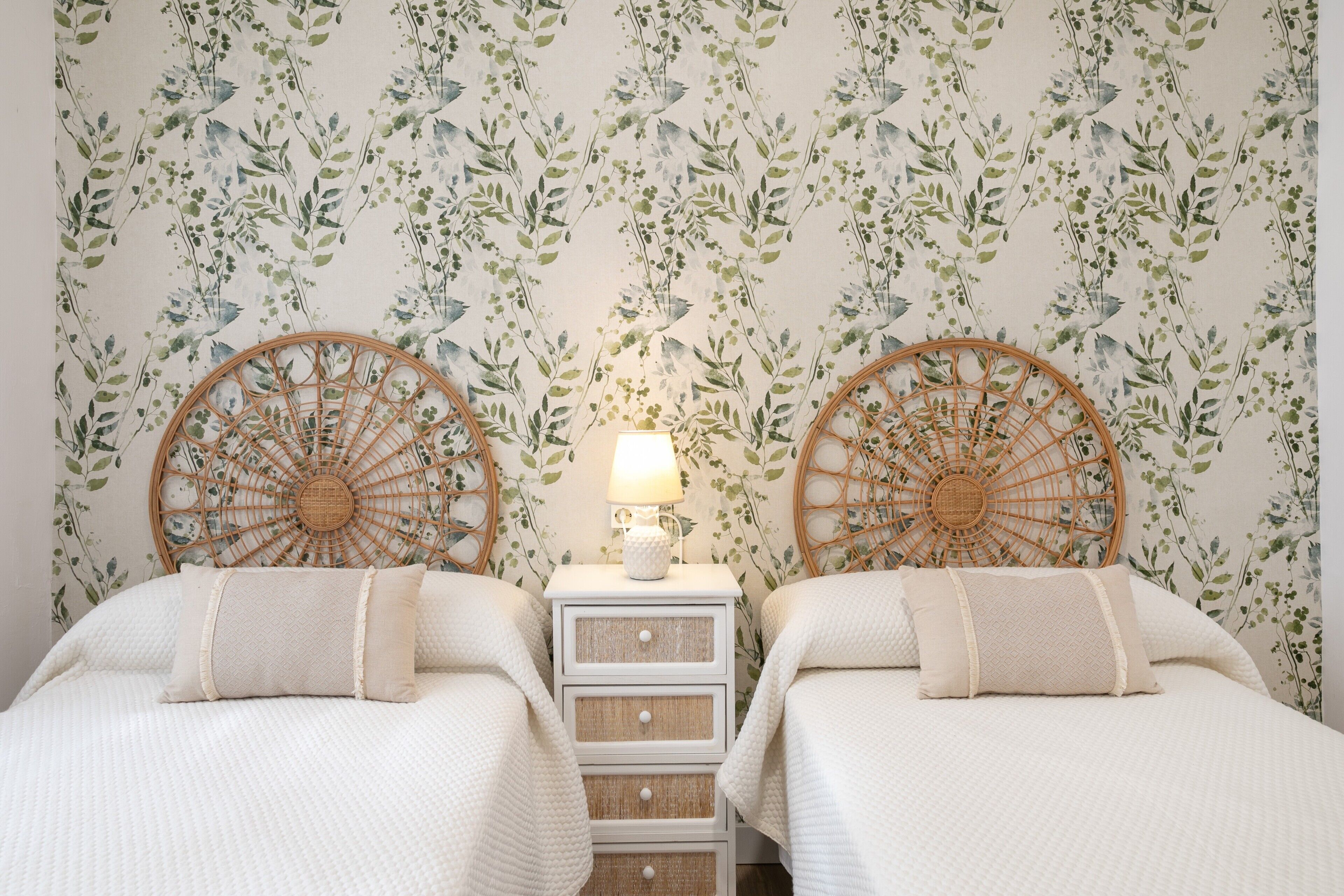 3 室のベッドルーム、アイロン / アイロン台、WiFi (無料)