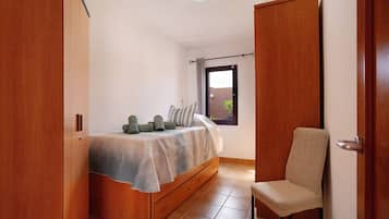 3 chambres, fer et planche Ă repasser, Wi-Fi gratuit, draps fournis