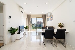 City Apartment | Living area - Luxury Millenium Apartment (Ho Chi Minh City)