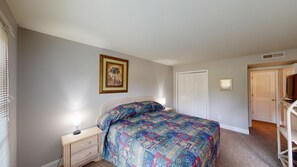 1 habitación, acceso a internet y ropa de cama