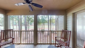 Terrace/patio - Golf Course Charm Pawleys Getaway (Pawleys Island)