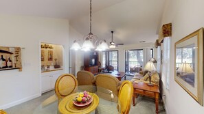 TV - Pawleys Plantation Greens 1 Bedroom Retreat (Pawleys Island)