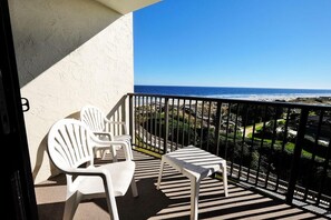 Property grounds - Beachside Serenity Inviting 2BR Resort Amenities (Pawleys Island)