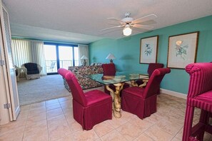 TV - Seaside Splendor Elegant 2BR Condo Resort Perks (Pawleys Island)