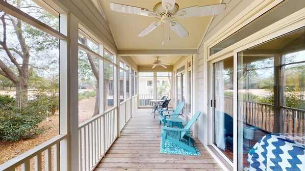 Terrace/patio - 2 Bedroom Villa in Gated Litchfield by the Sea (Pawleys Island)