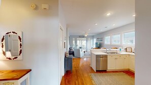 Interior - 2 Bedroom Villa in Gated Litchfield by the Sea (Pawleys Island)