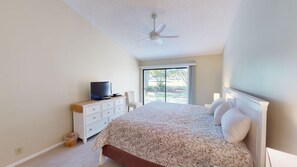 3 chambres, accès à Internet, literie fournie
