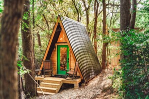 Exterior - Secluded Tiny Home A-Frame | Romance | Glamping (Rockbridge)