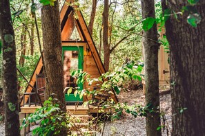 Exterior - Secluded Tiny Home A-Frame | Romance | Glamping (Rockbridge)