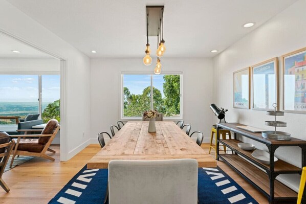 Dining - Eagle Ridge - 3 BD with Pool and Views (Penngrove)