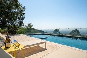 Pool - Eagle Ridge - 3 BD with Pool and Views (Penngrove)