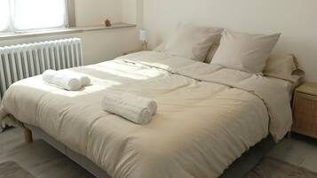 1 chambre, lit parapluie, Wi-Fi gratuit, draps fournis