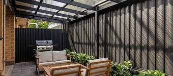 Frankie's Retreat Henley Beach