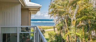 Bombora Lennox Head Village