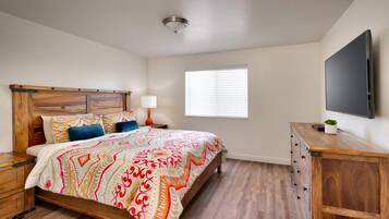 3 Schlafzimmer, Bügeleisen/Bügelbrett, WLAN, Bettwäsche