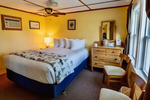 1 chambre, fer et planche à repasser, Wi-Fi, literie fournie