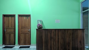 Unclassified image, 2 of 19, button - OYO 92892 Aini Homestay (Ternate)