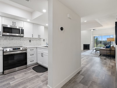 This condominium is a 2 bedroom(s), 2 bathrooms, located in Scottsdale, AZ.