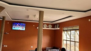 Reception - Triple Tee Gardens & Accomodation (Kampala)