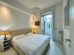 2 sovrum, strykjärn/strykbräda, gratis wi-fi och sängkläder