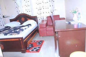 Standard Single Room | Egyptian cotton sheets, premium bedding, free WiFi - KIFA BEST POINT HOTEL (Tarime)