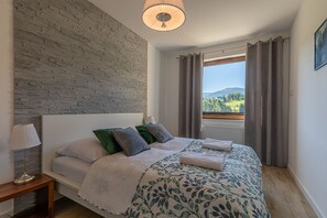 1 habitación, tabla de planchar con plancha y wifi gratis