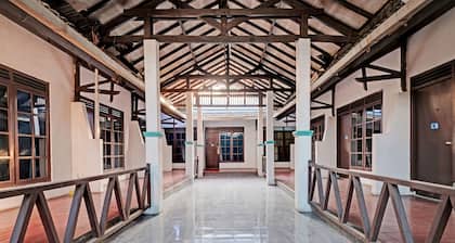 SPOT ON 92983 Hotel Ayu