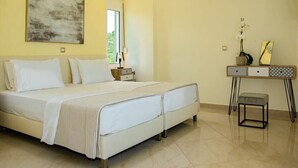 4 bedrooms, WiFi, bed sheets - Villa Dimokratia - Private Pool, Sea View. (Chania)