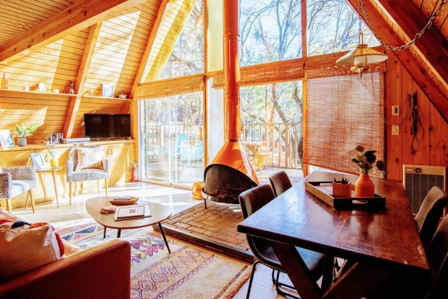 15 Off June! Sequoia A Frame W\/Spa, River, Hiking, Pets, Springville