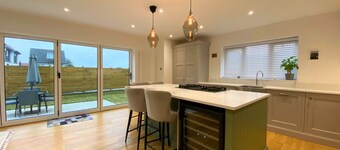 Elegant 2-Bed, 2.5-Bath retreat with a dedicated Office.