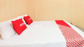Deluxe Double Room | Desk, laptop workspace, free WiFi, bed sheets
