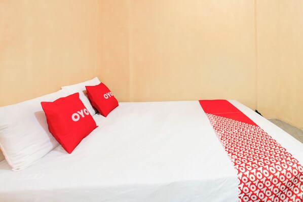 Quarto casal luxo | Escrivaninha, espaço de trabalho para notebook, Wi-Fi de cortesia