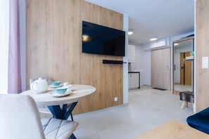 Lägenhet Comfort | 1 sovrum, strykjärn/strykbräda, gratis wi-fi och sängkläder