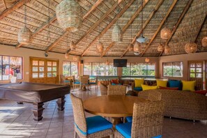 Games room - Luxurious Condo in Marina Sol Casa Pancho Villa (Cabo San Lucas)