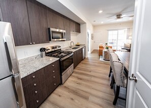 Fridge, microwave, oven, stovetop - 1 BD Cozy, Pet Friendly Luxury minutes from Garden of the Gods (Colorado Springs)