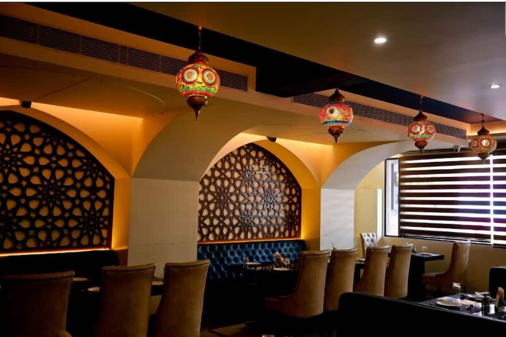 Hotel Moti Palace