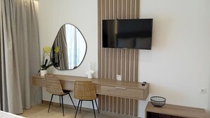 Double Room - Anais Milos Suites  (Adamas)