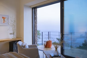 Double Room, Bathtub, Sea View | Down comforters, Select Comfort beds, free minibar, in-room safe