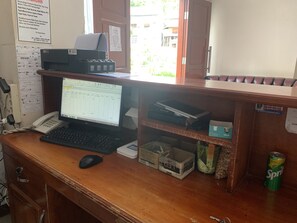 Reception - Hotel O Edotel Smkn 5 Palopo Near Bukit punai (Palopo)