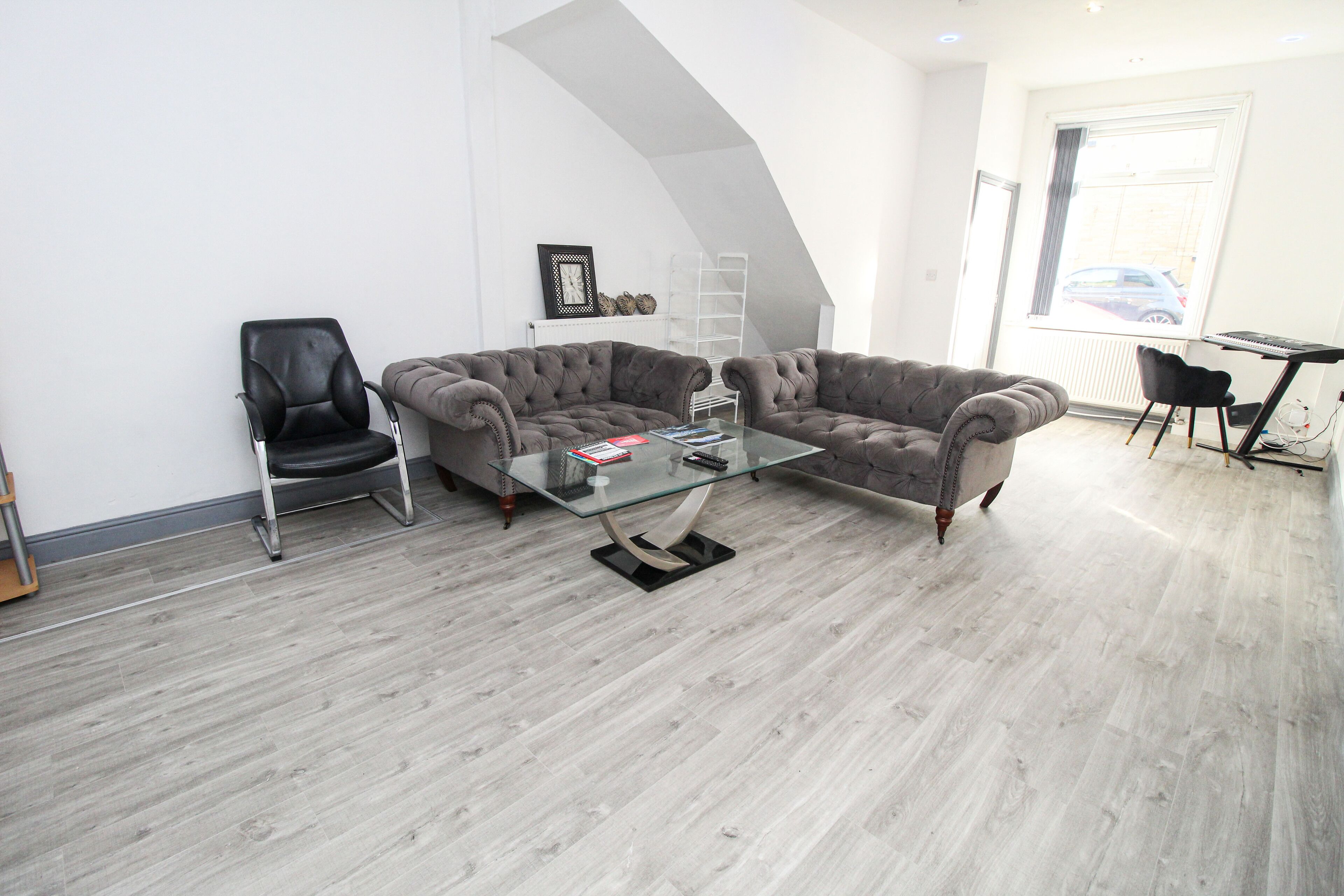 Nhà | Khu phòng khách | TV 