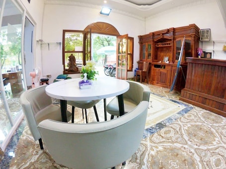 Sala de estar en el lobby