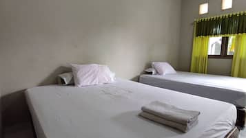 Standard Twin Room | Free WiFi, bed sheets