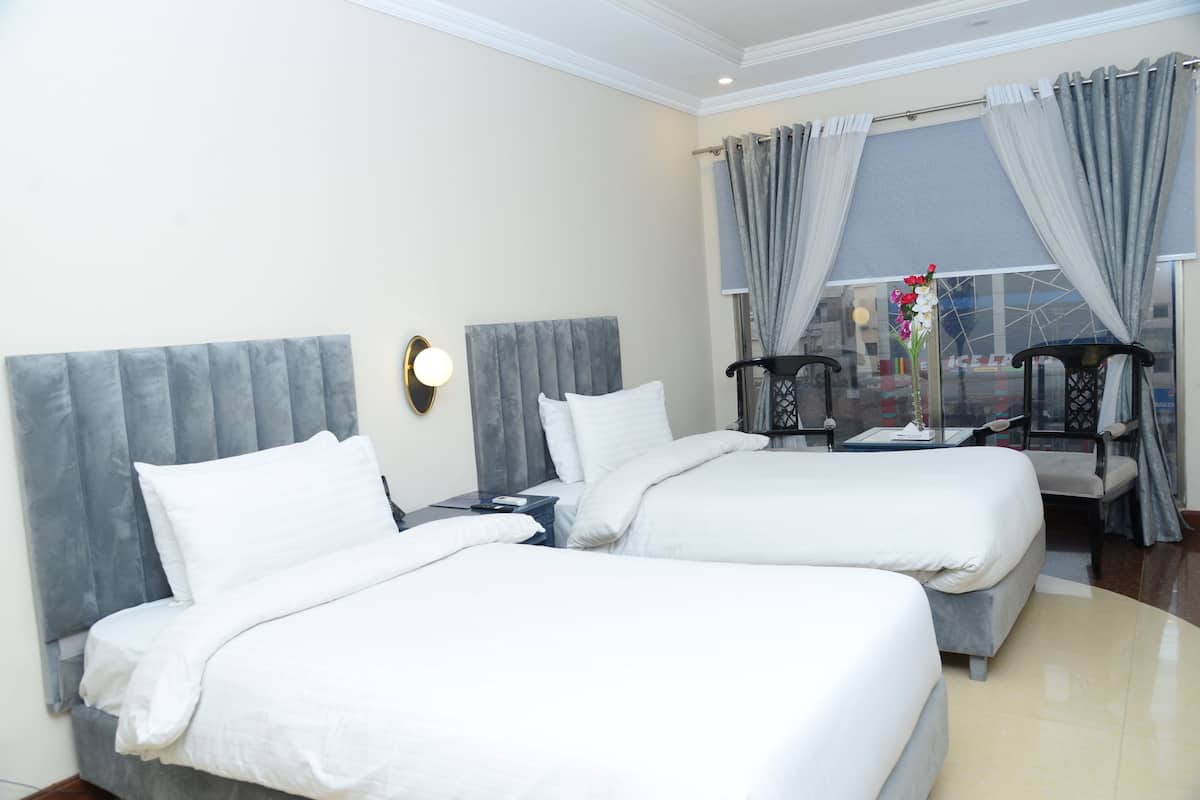 Executive Studio Suite