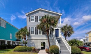 Exterior - The Blue Bo - Second Row Home with 4 bedrooms and a bonus bedroom (Garden City Beach)