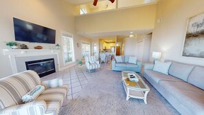 TV - "Bayfront Bliss: Stunning 3-Bedroom Retreat with Kayaks in Sandestin, Florida (Miramar Beach)