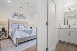 4 chambres, fer et planche à repasser, accès au Wi-Fi (inclus)