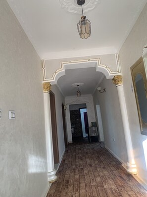 Interior entrance - Paradise Tree  (Wadi Musa)