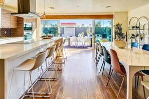 Imagen sin descripción, 3 de 47, botón