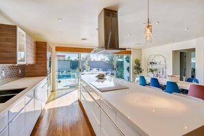 Fridge, microwave, oven, stovetop - Indigo Oasis, Pool,  Sleeps 18 (Phoenix)